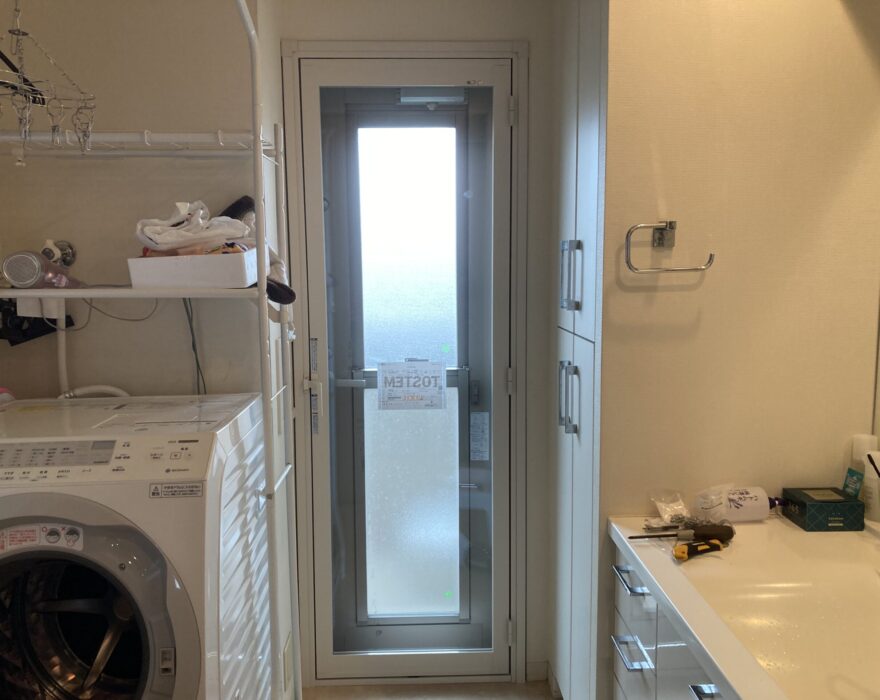 s様マンションリビング洗面所工事後