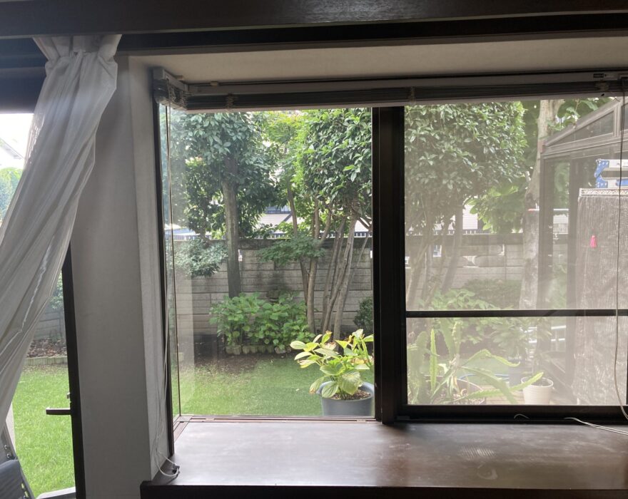 リビング東FIX窓
